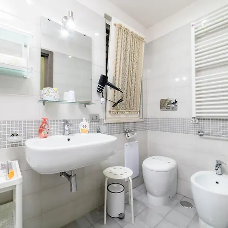Casa Gifuni 4* Neapol
