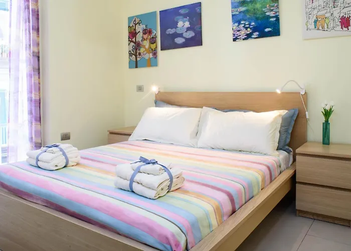 Casa Gifuni 4* 那不勒斯