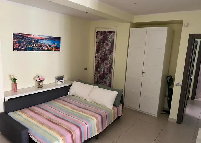 招待所 Casa Gifuni 4*