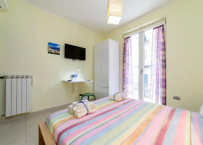 Casa Gifuni 4* Neapol
